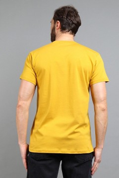 Трикотажная футболка с принтом в горчичном цвете 143073 F5 men(фото3)