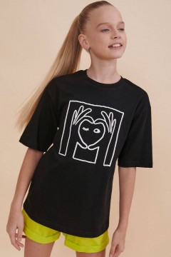 Милая футболка в чёрном цвете с принтом для девочки GFT3353/3U Pelican