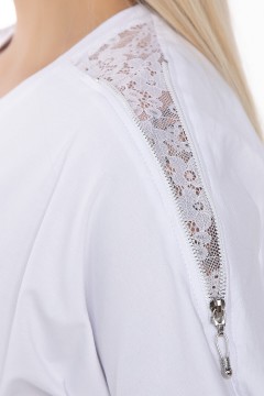 Белая блузка со вставками из гипюра и декоративной молнией Lady Taiga(фото3)