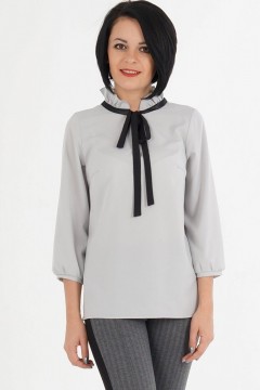 Светлая блузка с контрастной завязкой Ajour