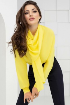 Яркая женская блузка с шарфом Charutti