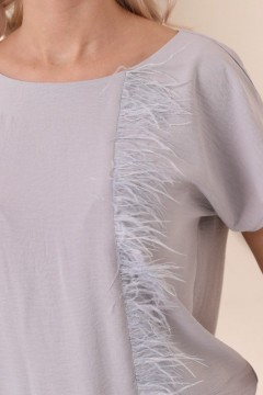 Серая блуза с перьями  Wisell(фото3)
