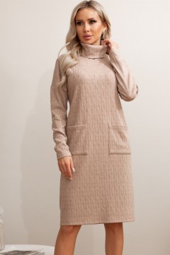 Тёплое трикотажное платье бежевое с накладными карманами Эльвина №4 Valentina