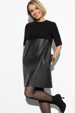 Короткое чёрное платье с карманами  48 и 50 размера Charutti