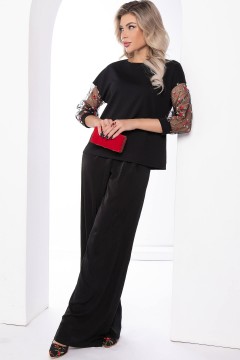Трикотажная чёрная блузка с вышивкой на рукавах Lady Taiga(фото2)