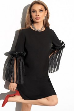 Чёрное короткое платье с оригинальными расклёшенными рукавами Charutti