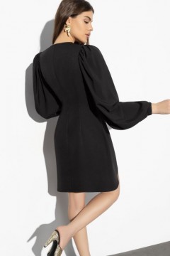 Короткое чёрное платье на запах с драпировкой и объёмными рукавами Charutti(фото4)