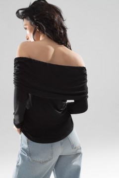 Чёрная блузка с открытыми плечами и драпировкой Charutti(фото3)