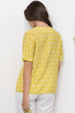 Блузка жёлтая с асимметричной застёжкой на пуговицы Lady Taiga(фото3)