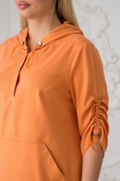 Платье оранжевое с капюшоном в стиле спорт-шик Novita(фото3)