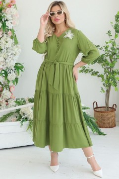 Платье длинное зелёного цвета с брошью в виде цветка Wisell