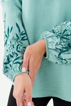 Блузка фисташкового цвета в стиле бохо Serenada(фото3)