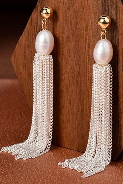 Серьги на гвоздиках с жемчугом Rada