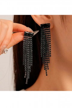 Серьги на гвоздиках со стразами Rada