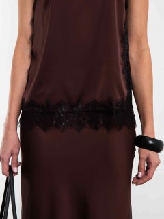 Топ в бельевом стиле на тонких бретелях с кружевом в шоколадном цвете Kosmos(фото6)