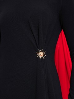 Платье длинное чёрное с брошкой Kosmos(фото4)