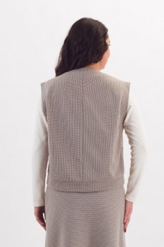 Жилет коричневый с принтом елочка Braslava(фото6)