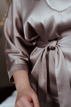 Блузка светло-серая с поясом Braslava(фото7)