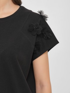 Футболка чёрная с декоративными цветами Priz(фото4)