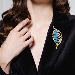 Брошь в виде листа Rada(фото3)