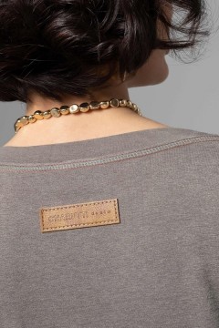 Футболка трикотажная с акцентными строчками Charutti(фото5)