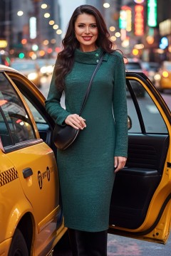 Платье-футляр трикотажное с длинными рукавами Утонченная элегантность, грин SelenaSonata