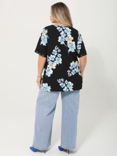 Блузка чёрная с цветочным принтом и кружевом Dora(фото8)