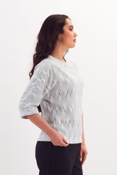 Джемпер трикотажный серо-молочного цвета с принтом Braslava(фото3)