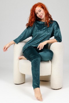 Костюм велюровый с брюками в изумрудном цвете Iv-capriz