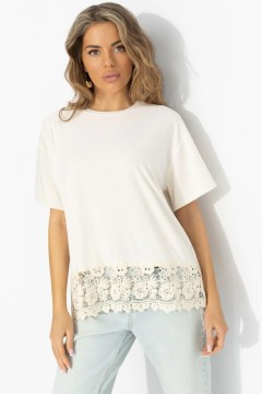 Футболка трикотажная бежевая с отделкой из кружева Charutti
