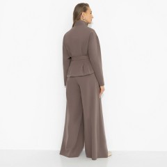 Костюм брючный коричневый спорт-шик Charutti(фото8)