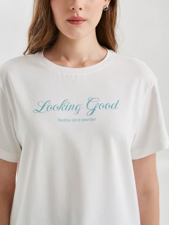 Футболка молочного цвета с принтом Priz(фото3)