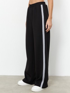 Брюки широкие чёрные с лампасами Jetty(фото6)