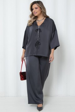 Костюм брючный шёлковый серого цвета Agata