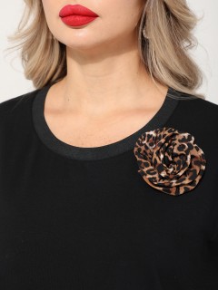 Платье трикотажное чёрное с брошью Dora(фото5)