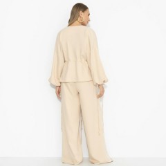 Костюм-двойка с брюками в бежевом цвете Charutti(фото7)