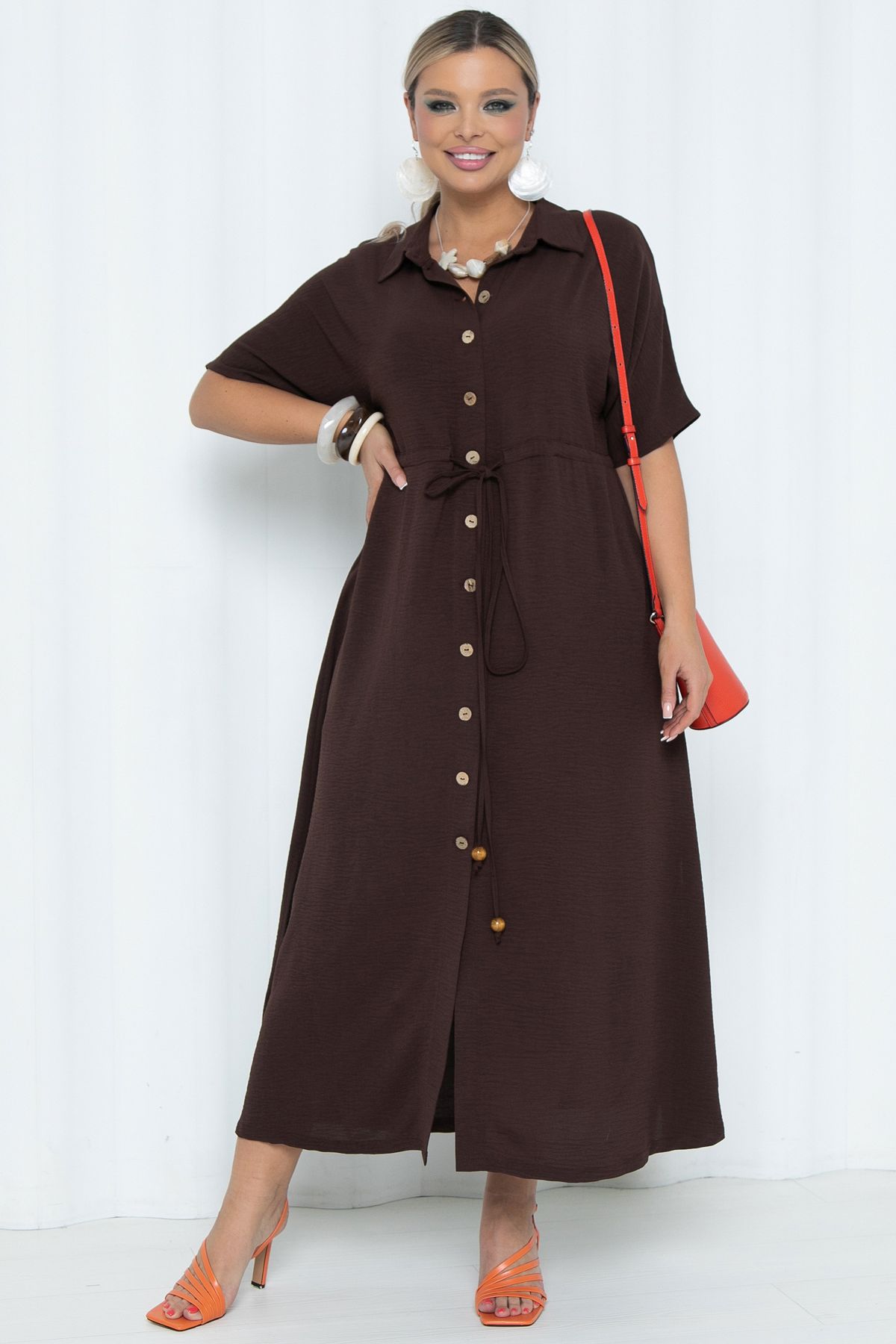 Платье длинное коричневое А-силуэта с карманами Agata