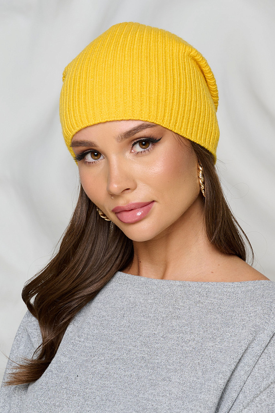 Шапка универсальная жёлтого цвета Bellovera