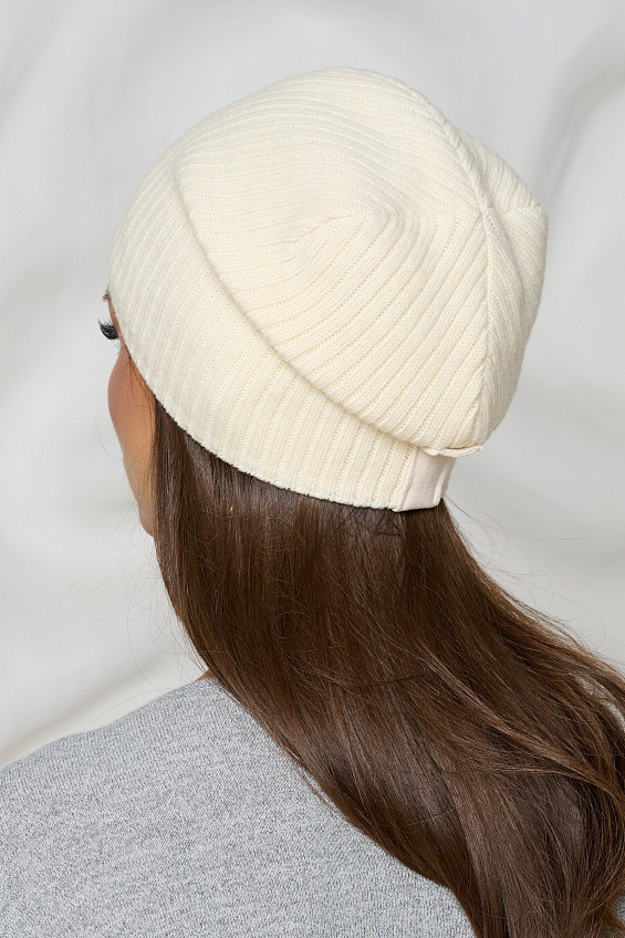 Шапка универсальная в молочном цвете Bellovera(фото4)
