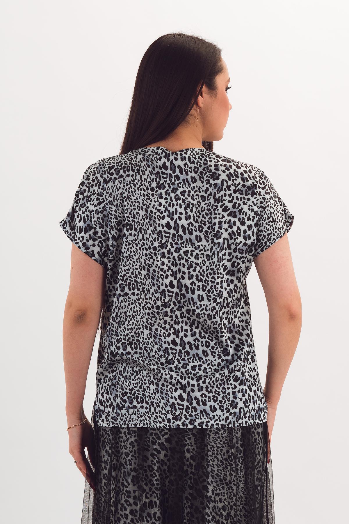 Блузка серая с леопардовым принтом Braslava(фото5)