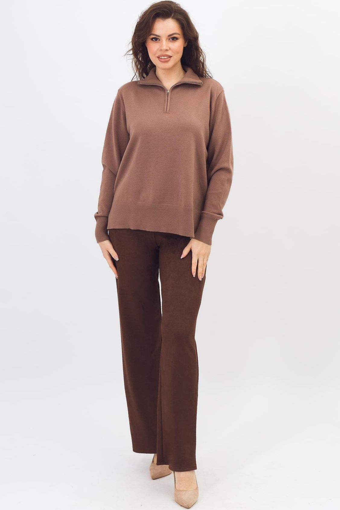 Брюки замшевые коричневого цвета Braslava