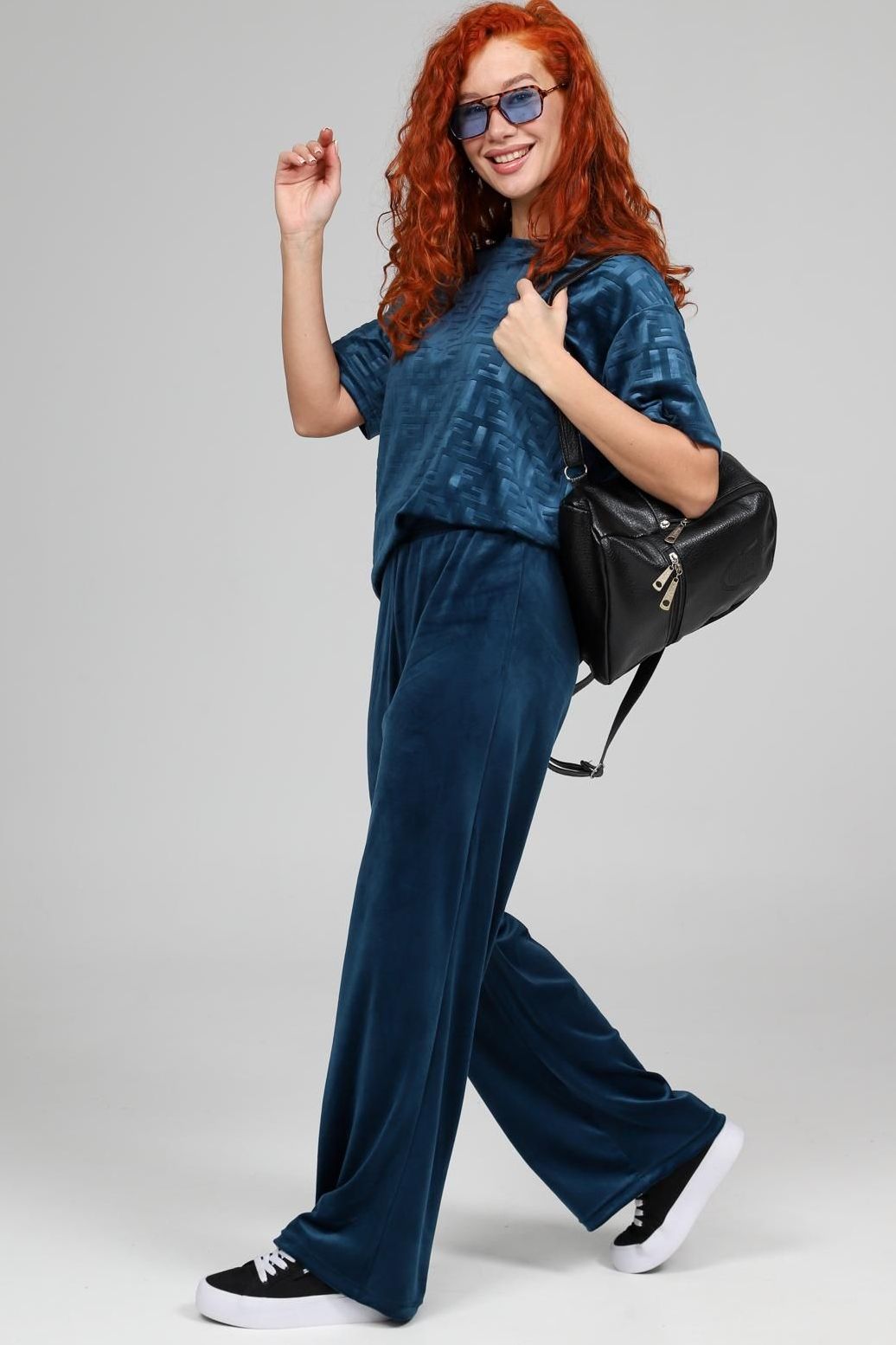 Костюм велюровый с брюками Iv-capriz