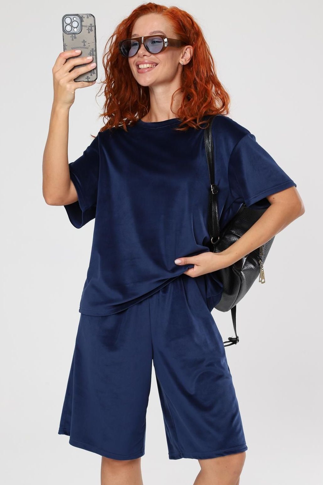 Костюм велюровый синий с шортами Iv-capriz