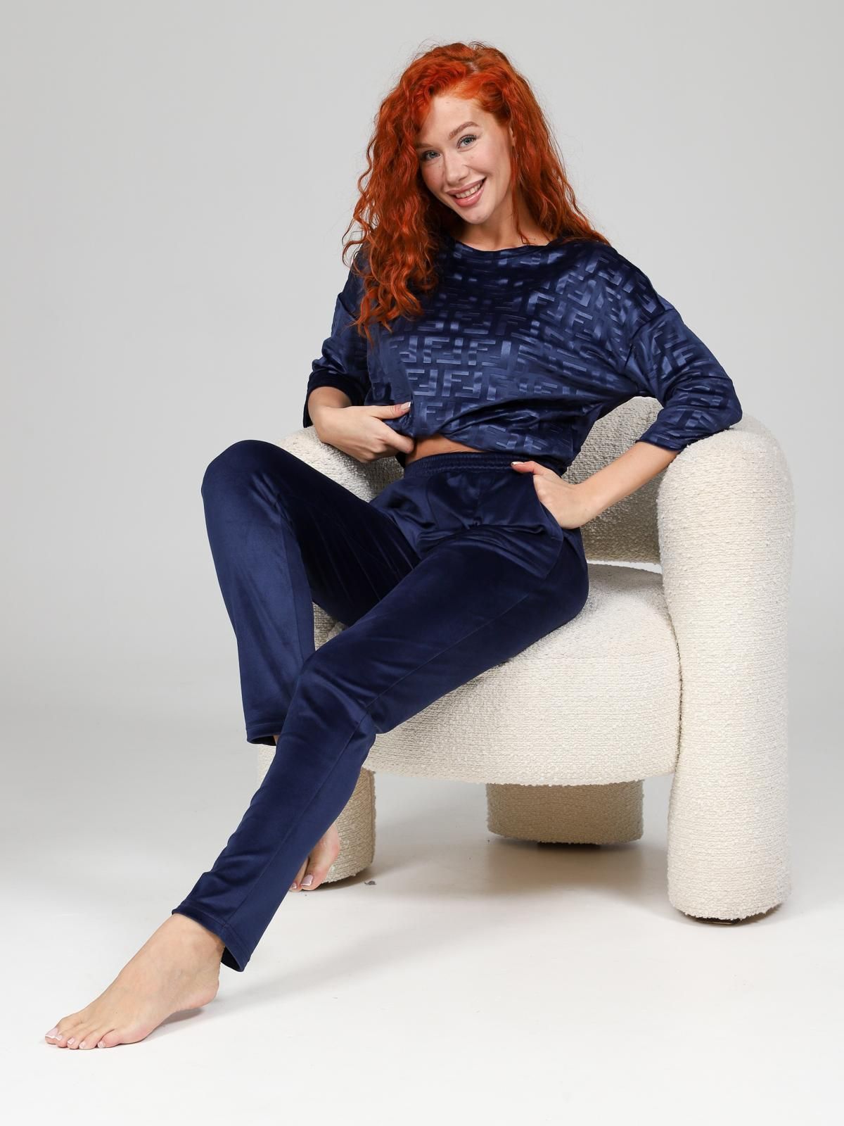 Костюм велюровый с брюками в синем цвете Iv-capriz(фото2)