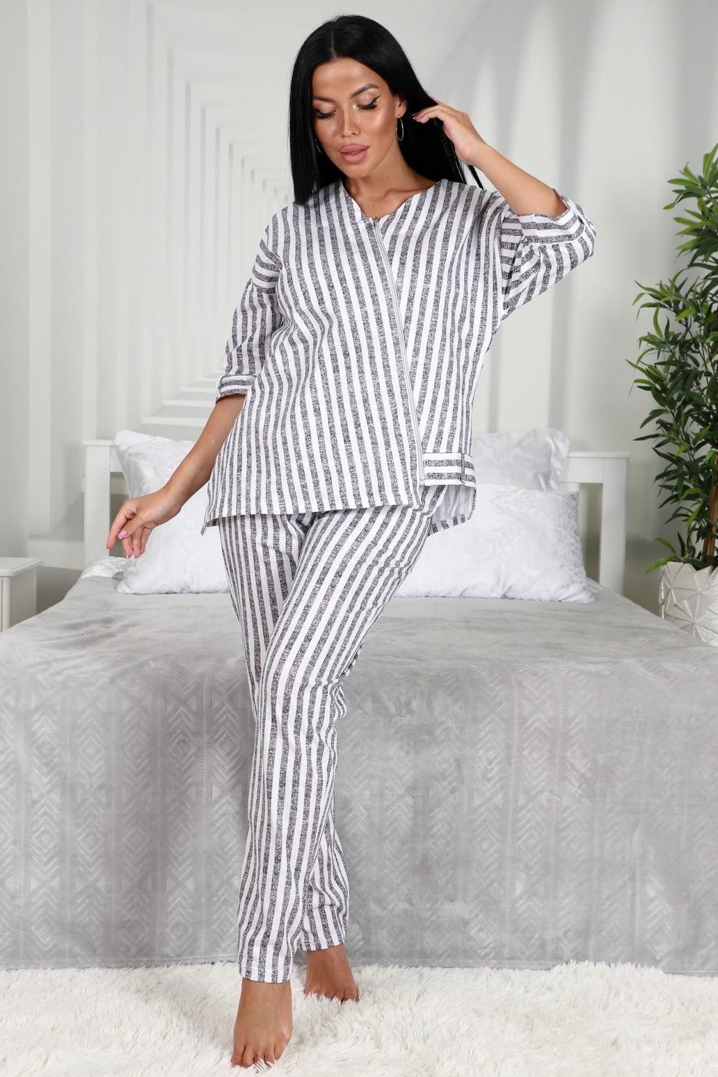 Пижама с брюками трикотажная в полоску Iv-capriz