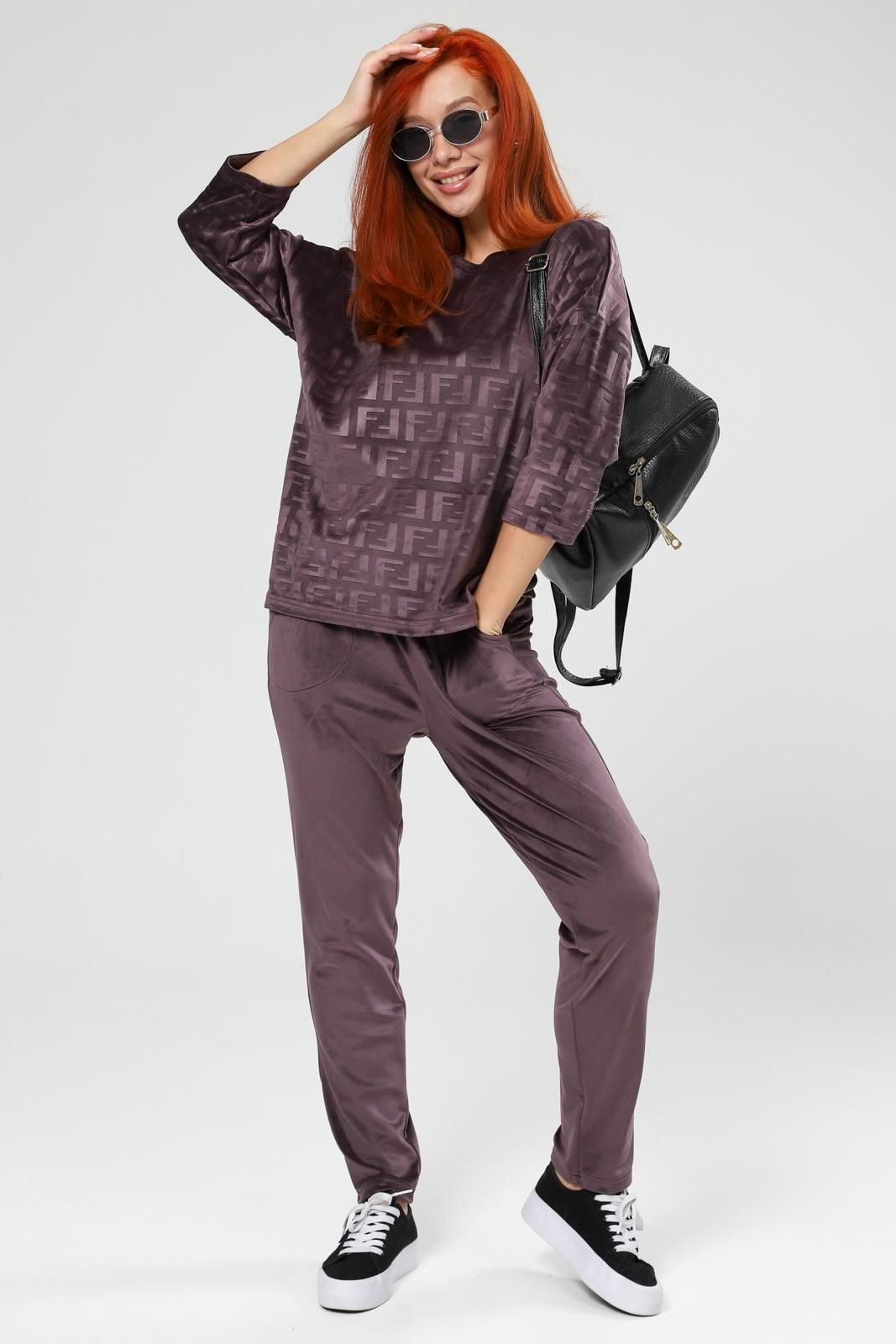 Костюм велюровый с брюками Iv-capriz