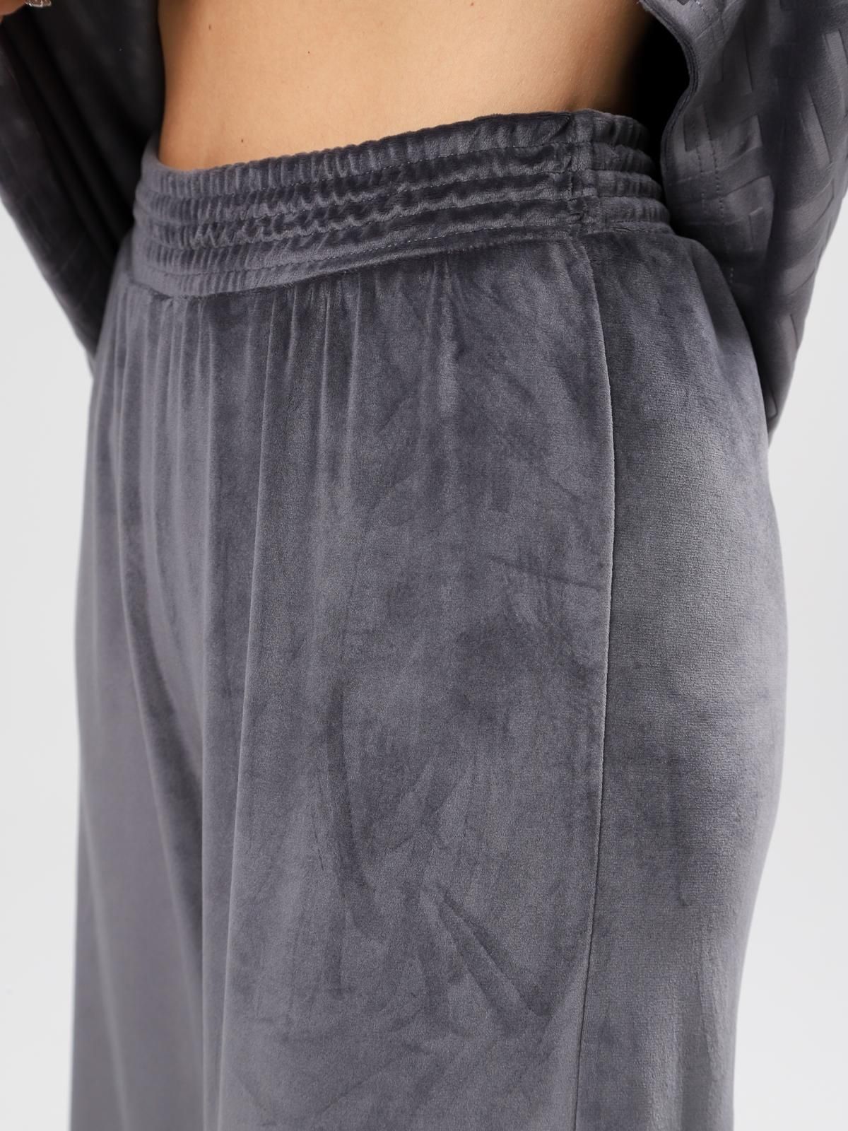 Костюм велюровый серый с брюками Iv-capriz(фото6)