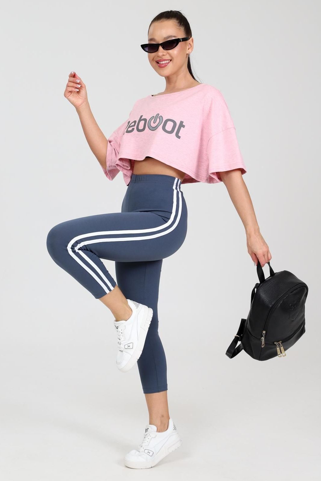 Капри серые трикотажные с лампасами Iv-capriz