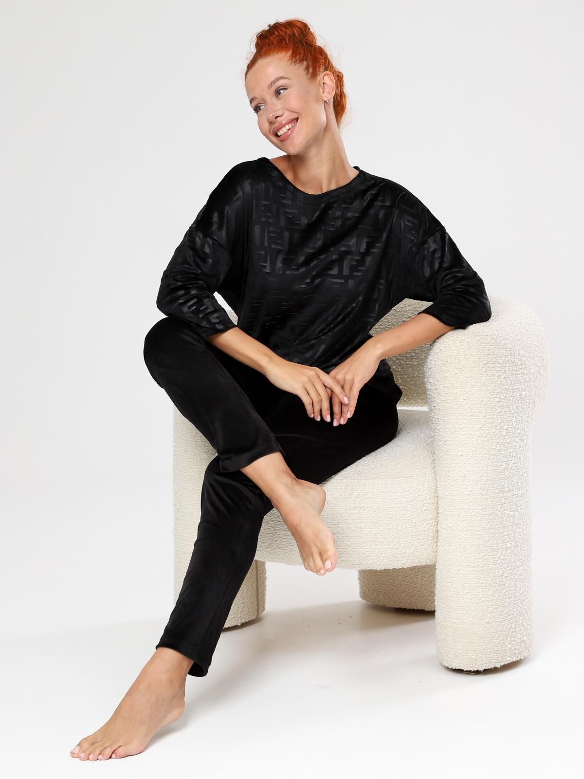 Костюм велюровый с брюками в чёрном цвете Iv-capriz(фото3)