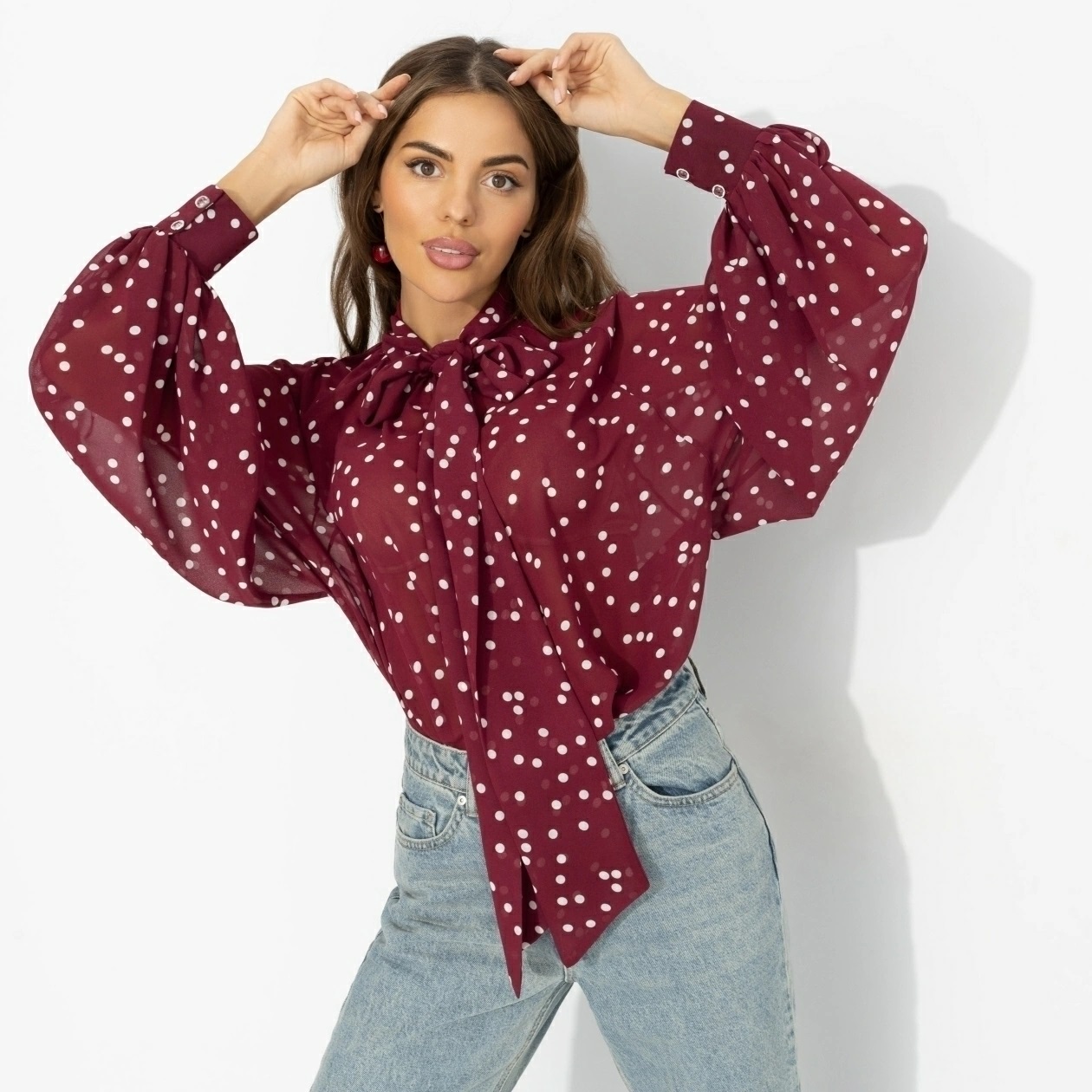 Блузка бордовая в горошек с бантом Charutti(фото5)